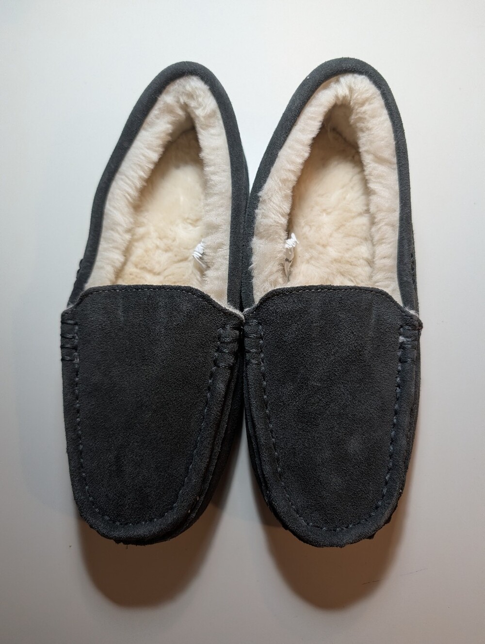 Dream Pairs Women's Size 8 Gray Suede Shearling-Lined Moccasin Slippers